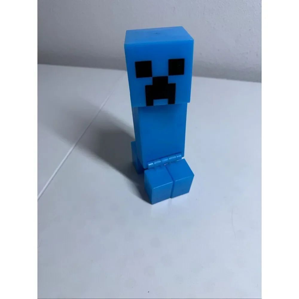 Minecraft 8.5” Blue Charged Creeper Posable Action Figure Model